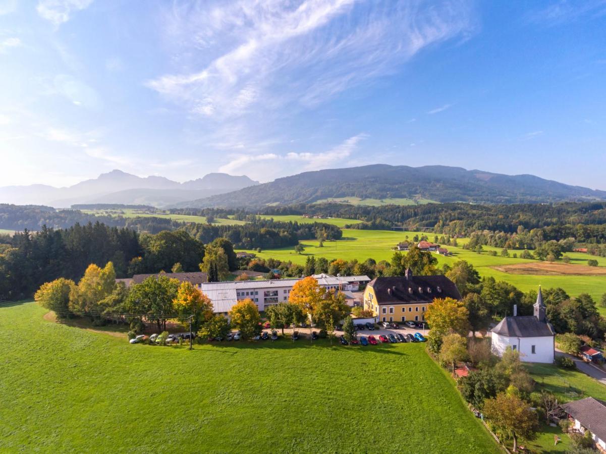 Haus Chiemgau - Kolping-Familienhotel Teisendorf Eksteriør bilde