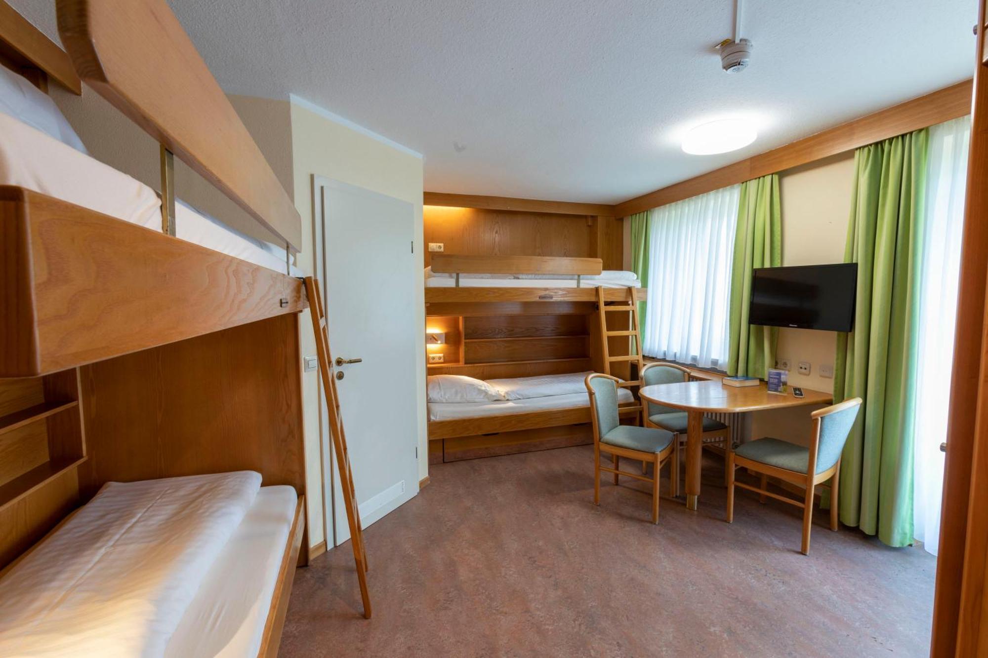 Haus Chiemgau - Kolping-Familienhotel Teisendorf Eksteriør bilde